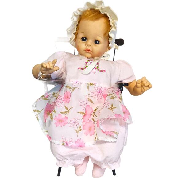 21" 1965 Madame Alexander Cloth Body with Vinyl Head and Limbs Baby Doll - Picture 1 of 12